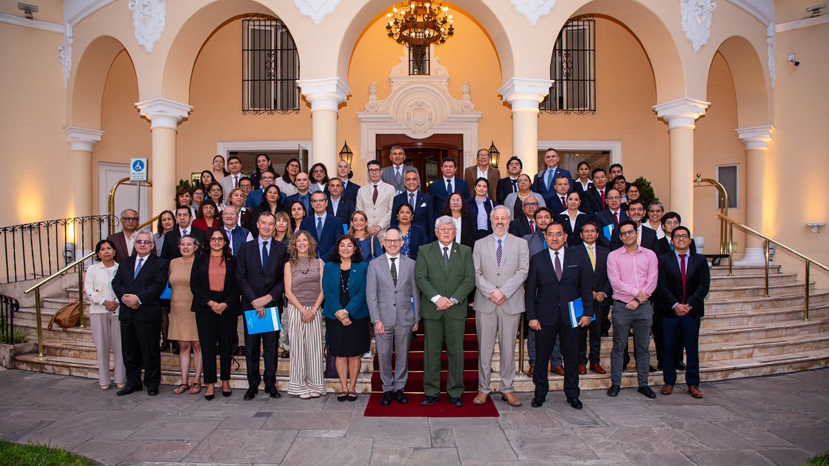 UNODCROCOL's tweet photo. #Perú 🇵🇪 I  En #Lima realizamos junto a @UEenPeru 🇪🇺 y @DEVIDAPERU la presentación de los resultados del proyecto #SIMCIPerú 2020–2026 ➡️ Fortalecemos la respuesta hacia un enfoque integral y sostenible al problema de las drogas 🧵 https://t.co/5QEk1fN5bC