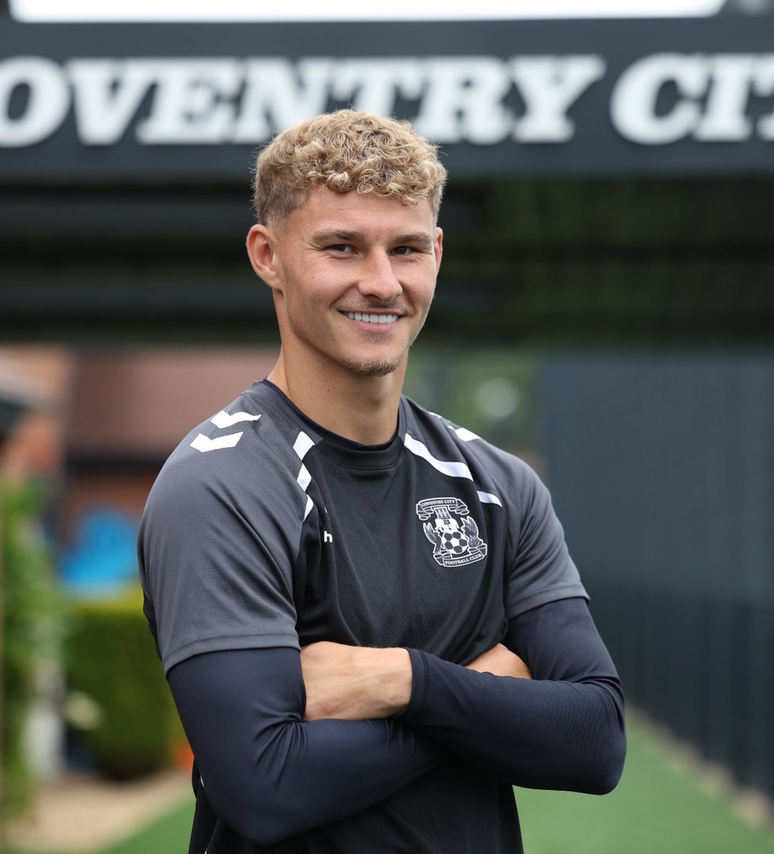 CoventryArg_'s tweet photo. 🚨Habría acuerdo entre Coventry y Brighton por el fichaje de Carl Rushworth❗
Los clubes ingleses habrían llegado a un acuerdo de £28.2M más bonos por el arquero inglés que volverá de forma definitiva al Coventry City
Primer refuerzo Skyblue para competir en Premier League
#PUSB https://t.co/EyPcHQWK8H
