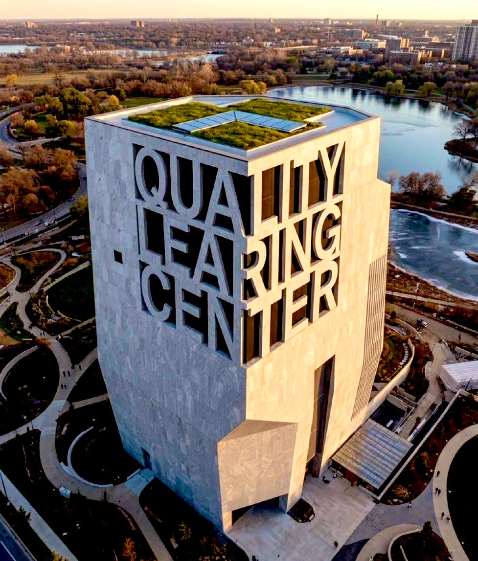 Clem19600101's tweet photo. @GioBruno1600 Chicago’s own / Learing Center https://t.co/o82KdUyG08