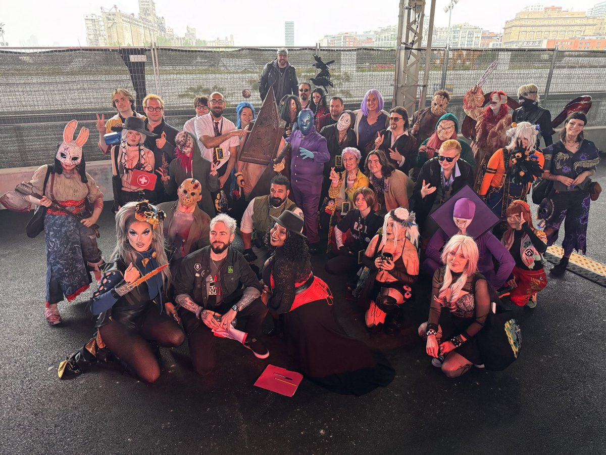 DieHardDivaTV's tweet photo. I’m still on cloud nine after EVERYTHING that happened last weekend. Thank you to everyone I’ve met and hugged, to the dev team, to the talented cosplayers, to the community, and most importantly, thank you @DeadbyDaylight. 

Here’s to 10 years and I’ll see you all in the fog 💕 https://t.co/w0lXR8MENs
