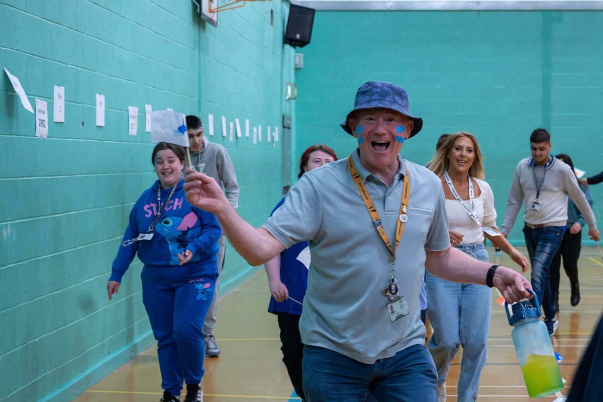 wolvcoll's tweet photo. In May, our Futures Foundation students hosted a 'Make It Blue' day to raise charity funds and autism awareness.
The day was packed with activities, including themed treats, face painting and a special visit from Sonic the Hedgehog.
#DefineYourFuture https://t.co/8ii1RWgR7B