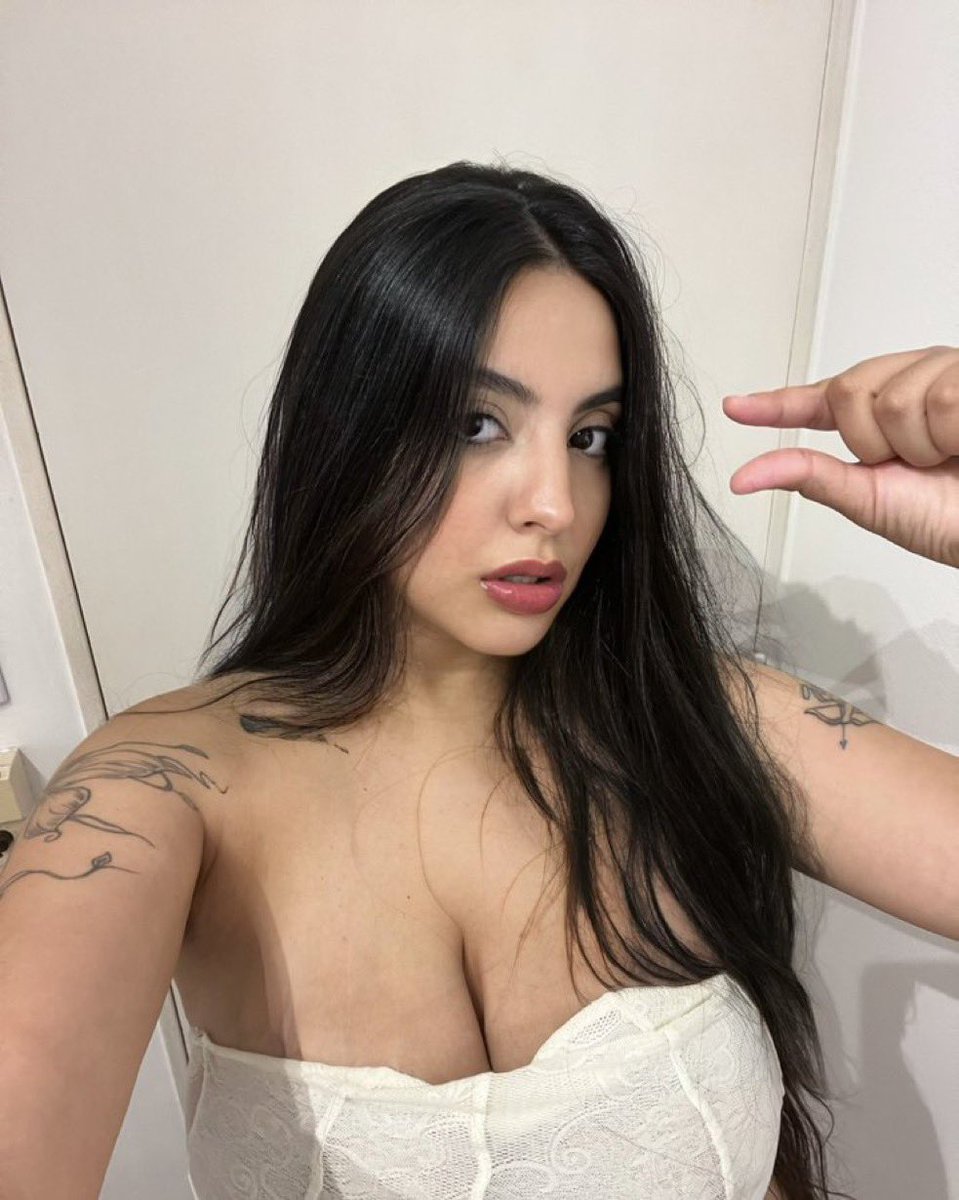 Mistress Jones tweet media