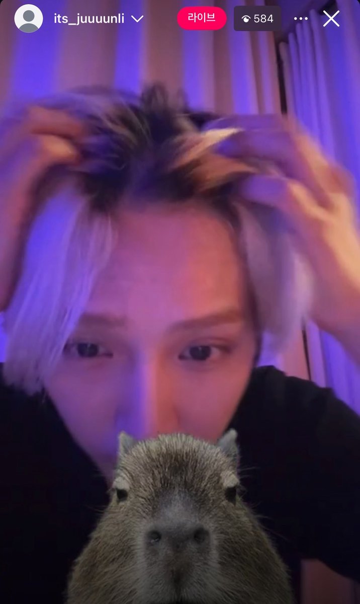 hyweljunil's tweet photo. 분명 박준일인데 왜 장한음이 보일까 https://t.co/qWGbAWpCKZ