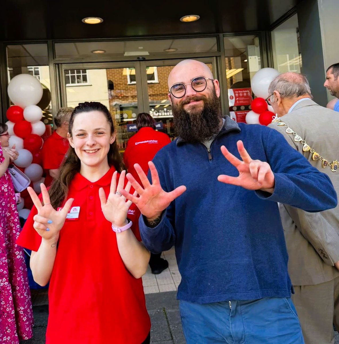 Poundstretcher1's tweet photo. BIG thanks to Blandford Forum for the lovely welcome this morning at our new store opening in the town ❤️ https://t.co/kjyFxppXpK