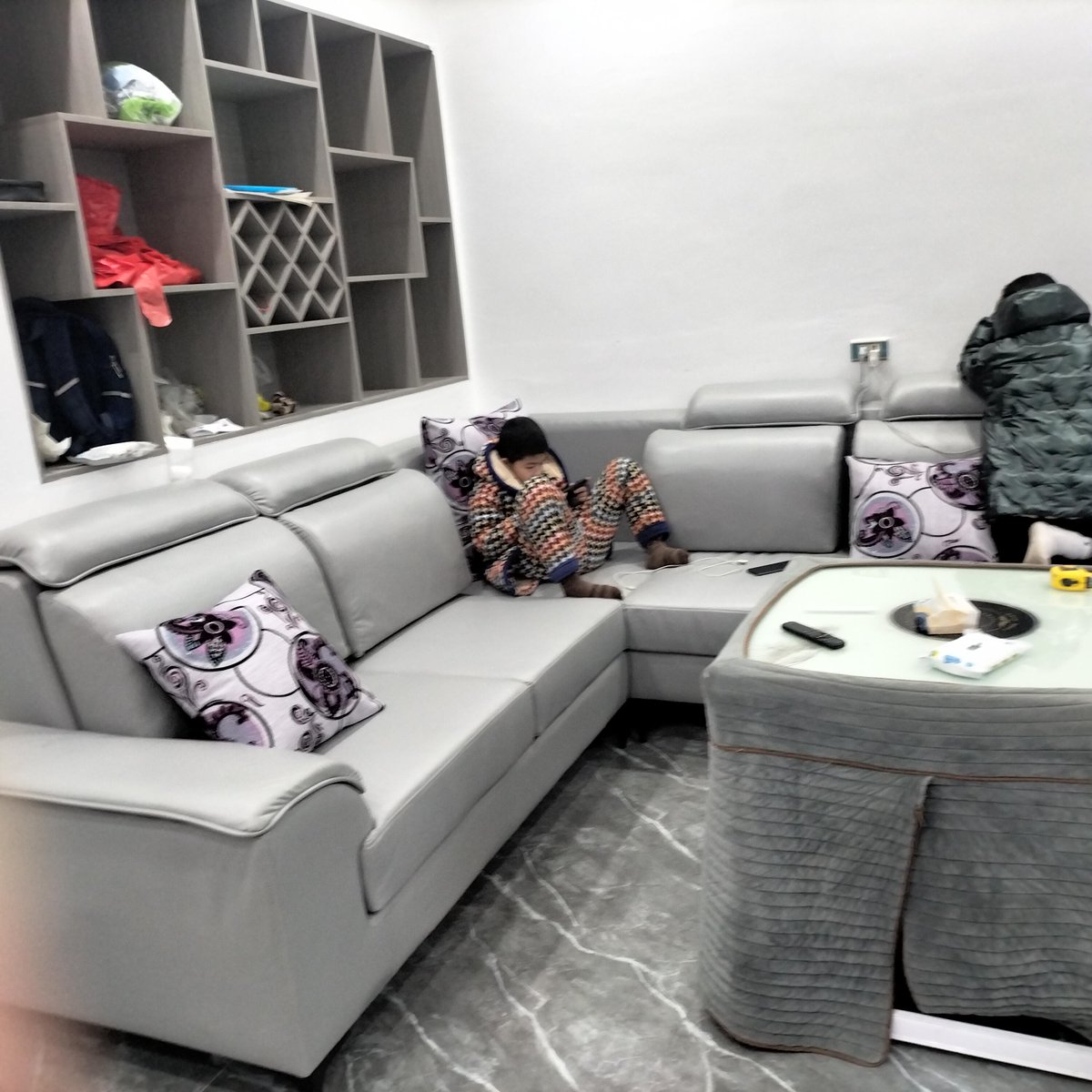 KittiKa53292504's tweet photo. The living room is filled with laughter, hot cocoa, and board game crumbs on a lazy Sunday with my favorite people , https://t.co/neVPyKZzkG