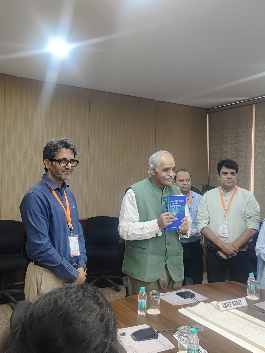 AkshayNRL's tweet photo. Releasing life’s most satisfying writing project completed in 5 years and finally released by PGI Dirextor during one day workshop #pmo #ayush https://t.co/MajWznoHMr