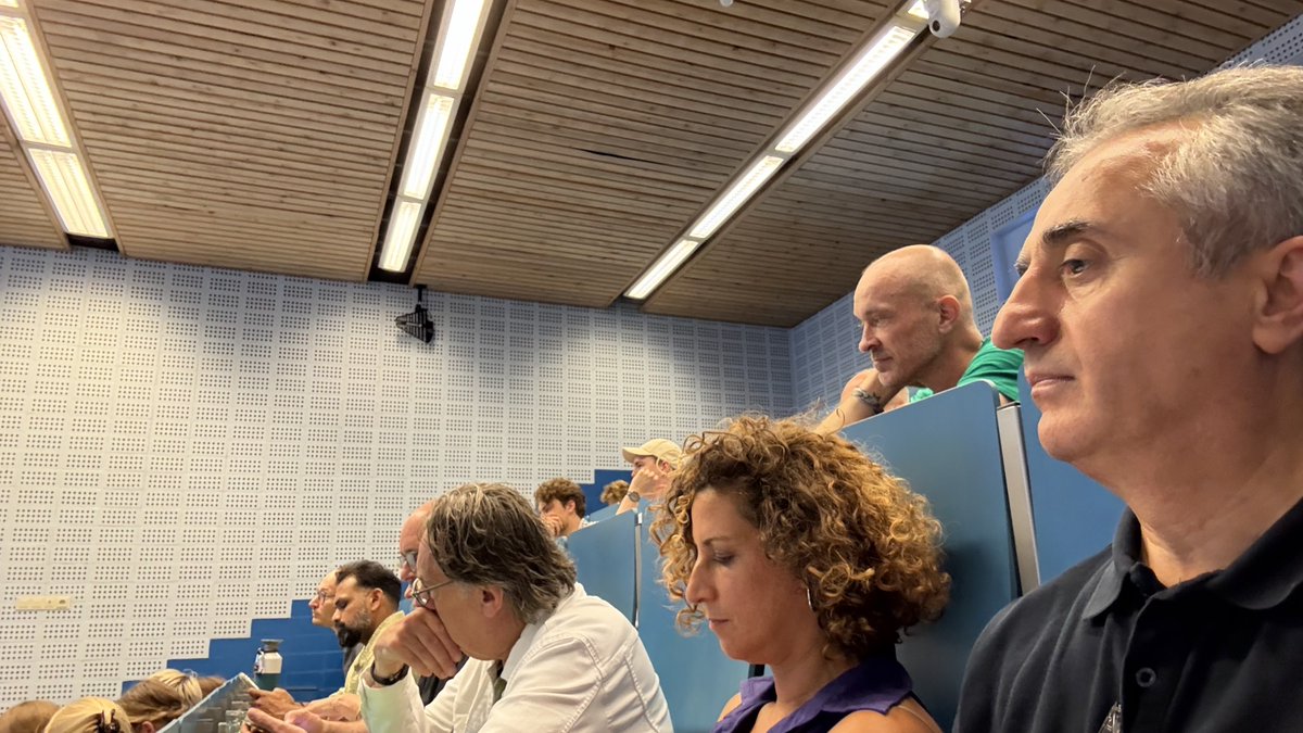 BasriDogan68's tweet photo. 25 yıldır üyesi olduğum NVJ’nin Leiden’deki toplantısında basın özgürlüğünü ve 24 Haziran’da Strasbourg’da AİHM önünde yapılacak etkinliği gündeme getirdim.Gazetecilere eyleme katılım çağrım ilgi gördü.Hollanda Gazeteciler  Genel Sekreteri Thomas Bruining de güçlü bir mesaj verdi https://t.co/MxsQGOx9TT