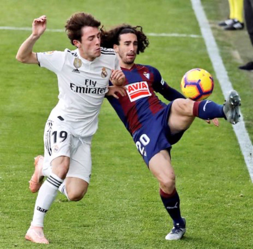 jccalbet's tweet photo. No entenc els laments d’alguns per Cucurella. 
Un jugador que quan era del Barça no jugava, i el vam cedir al Eibar i al Getafe. Després en diferents ocasions l’hem pogut recuperar per 4 duros i esportivament no ha interessant. Ara el fitxa el Madrid i sembla que sigui Maradona… https://t.co/0ybC5EoNCd