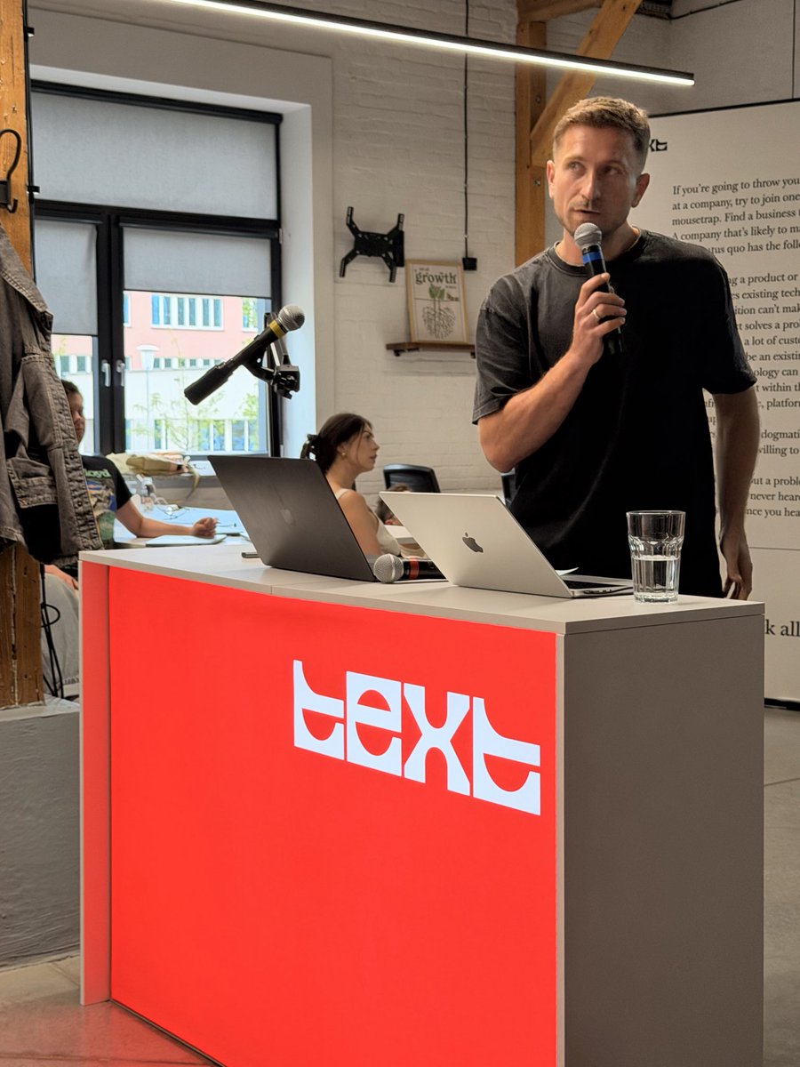 mariuszcieply's tweet photo. What an amazing week. The best company-wide meeting to date… and this is only the beginning 🔥 https://t.co/QXEywLkjTi