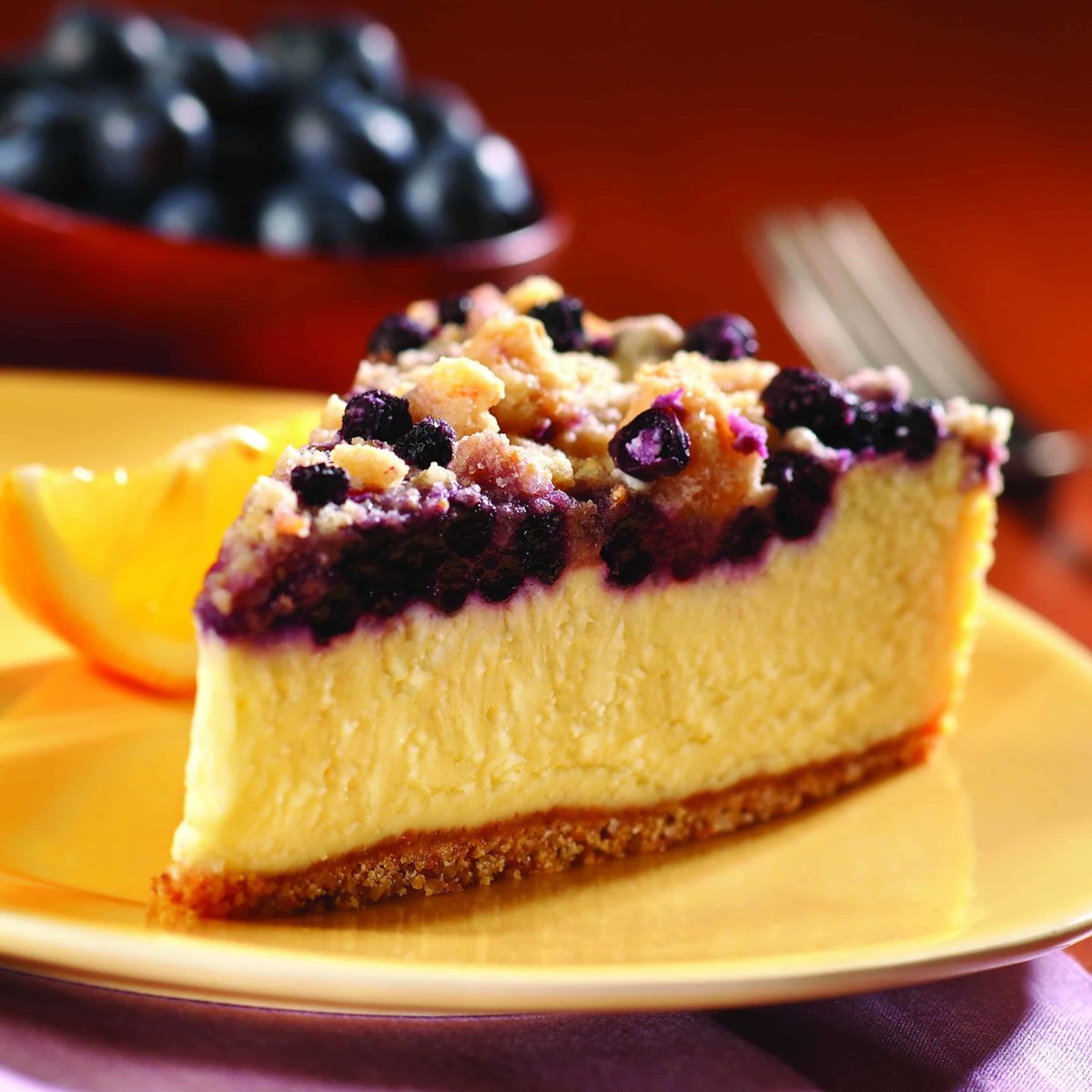 frenchmancorner's tweet photo. Dessert for Dad? Yes, Dad likes dessert too. We have a wonderful selection of dessert options that you can take home this weekend for dinner on Father's Day. We have amazing options like the Lemon Blueberry Cheesecake or perhaps Dad would prefer the Carrot Cake. Stop in soon! https://t.co/y0bRU05Dz7