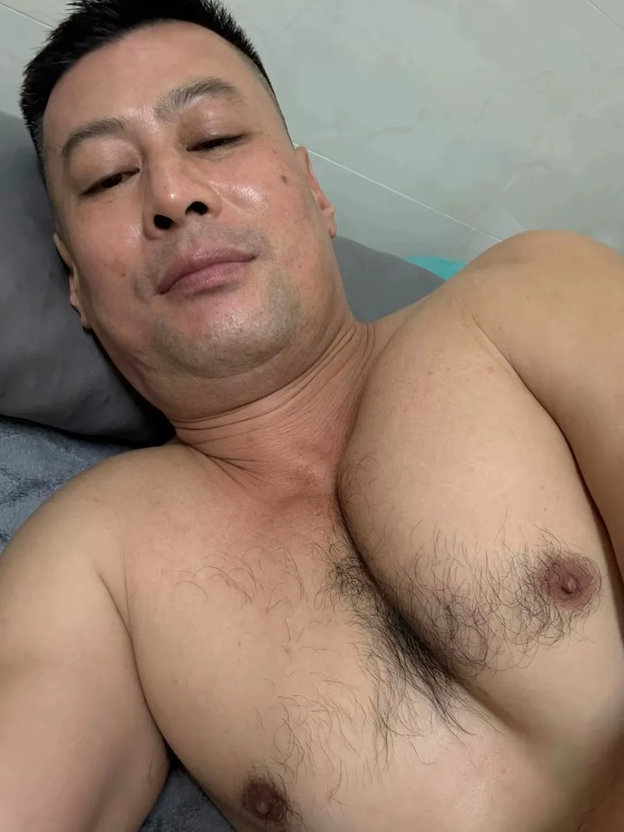 henry_bui96067's tweet photo. SHOP TRUNG NIÊN 
Thích trung niên là phải thích như vậy... https://t.co/bvzyqFEFb4