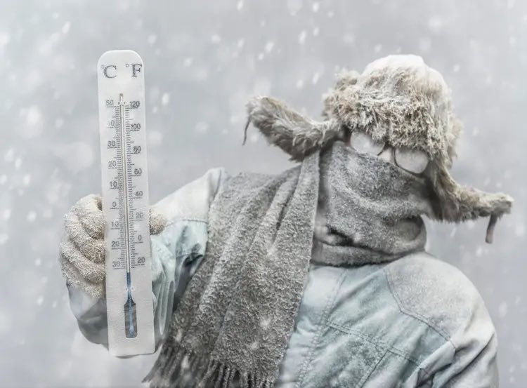 MilPrudente's tweet photo. 🥶 SEPAREM OS COBERTORES ❄️

Vem aí a semana mais gelada do ano. Pra semana que vem, os termômetros devem ficar abaixo dos 5°C. Todos prontos? 🥶⛄️ https://t.co/u8yDtnP2x2