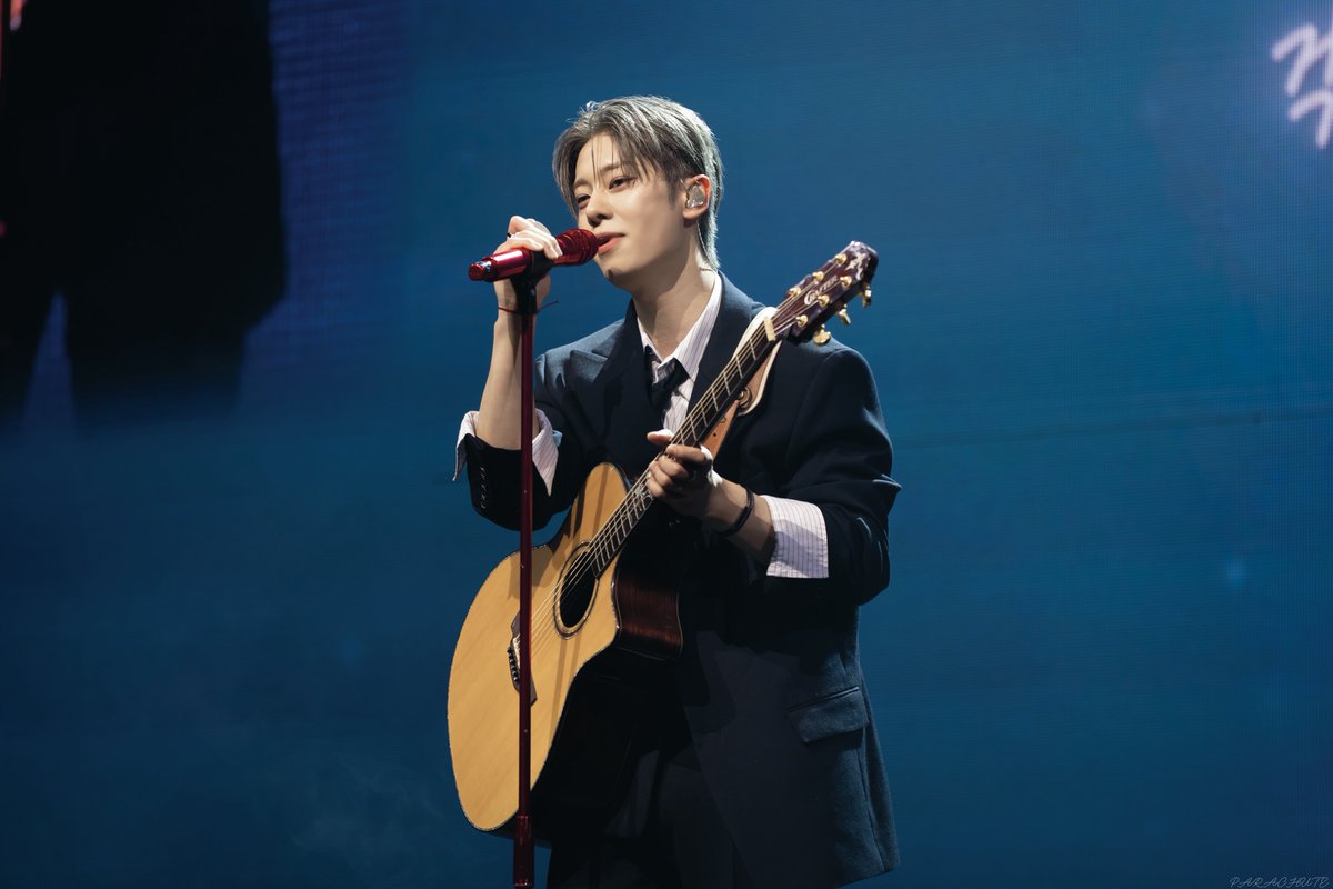 ParachutePWJ's tweet photo. (2)
#김동현 #KIMDONGHYUN
#AB6IX #에이비식스 
#6IX_TO_SEVEN https://t.co/vGH8oMZkBt