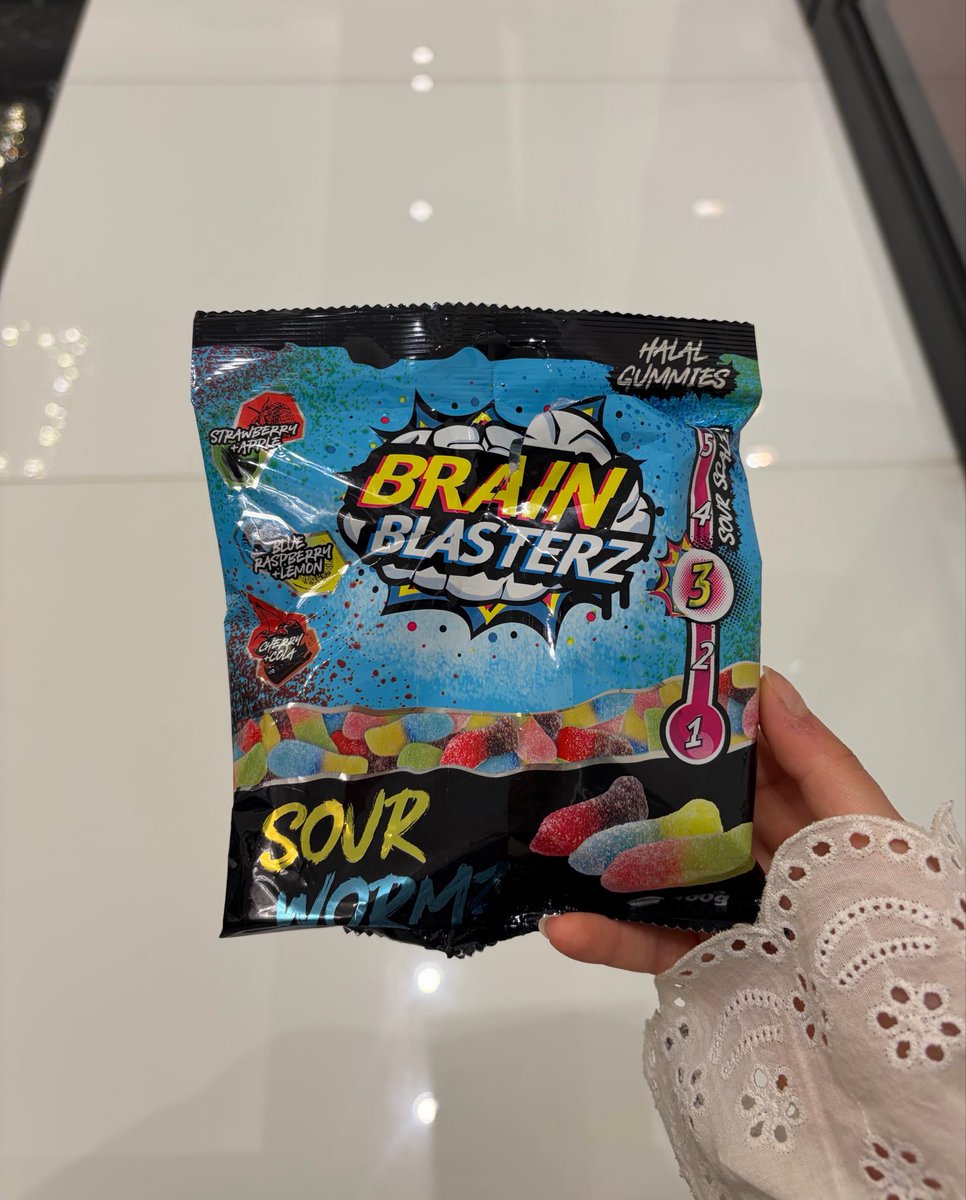m__tma's tweet photo. at da function eating brain blasterz sour wormz https://t.co/s1bVzpPxOZ