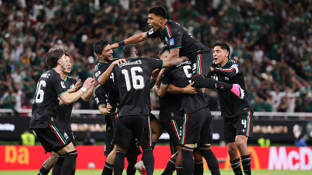 PodSetorNorte's tweet photo. 🧵Aproveitar a Copa do Mundo pra resgatar uma tradição da época em que ainda éramos podcast de verdade 

Pra cada classificado, uma indicação cultural

Começando pelas donas da casa

🇲🇽 The Warning -  México 

Banda de Rock com influências do Pop da atualidade.
Ouve agora pra poder falar que conheceu antes da fama pq as minas são embaçadas demais