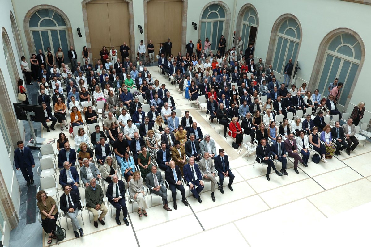 jordihereub's tweet photo. 15 anys després de la seva constitució, l’AMB és una referència de governança metropolitana. Un projecte construït des de la pluralitat dels municipis i la col·laboració institucional, amb un objectiu compartit, millorar la vida de la ciutadania. https://t.co/atGW2jL5bs