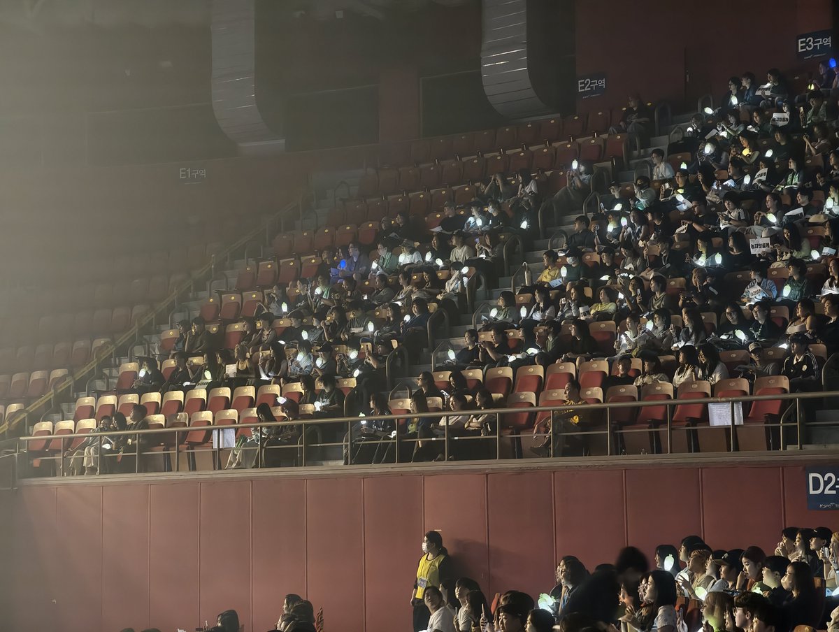 MACS0647_anon's tweet photo. Like really... How's that svip going for y'all rbw... https://t.co/Tw5QzwATxz