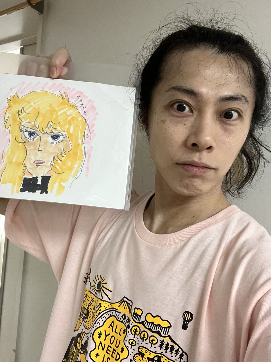 n7a0o1t0o7010's tweet photo. 自分の周りにいるたくさんの人のおかげで、充実した毎日を送ることができている。しみじみと感じるこの頃です。
食べるの大好きなので、ここ数日で美味しいものもたくさんいただきました。
メッセージもたくさんありがとうございます。
幸せー
オクダさんに書いてもらったデフォルメされた僕も添えて。 https://t.co/AvPUSZyVpV