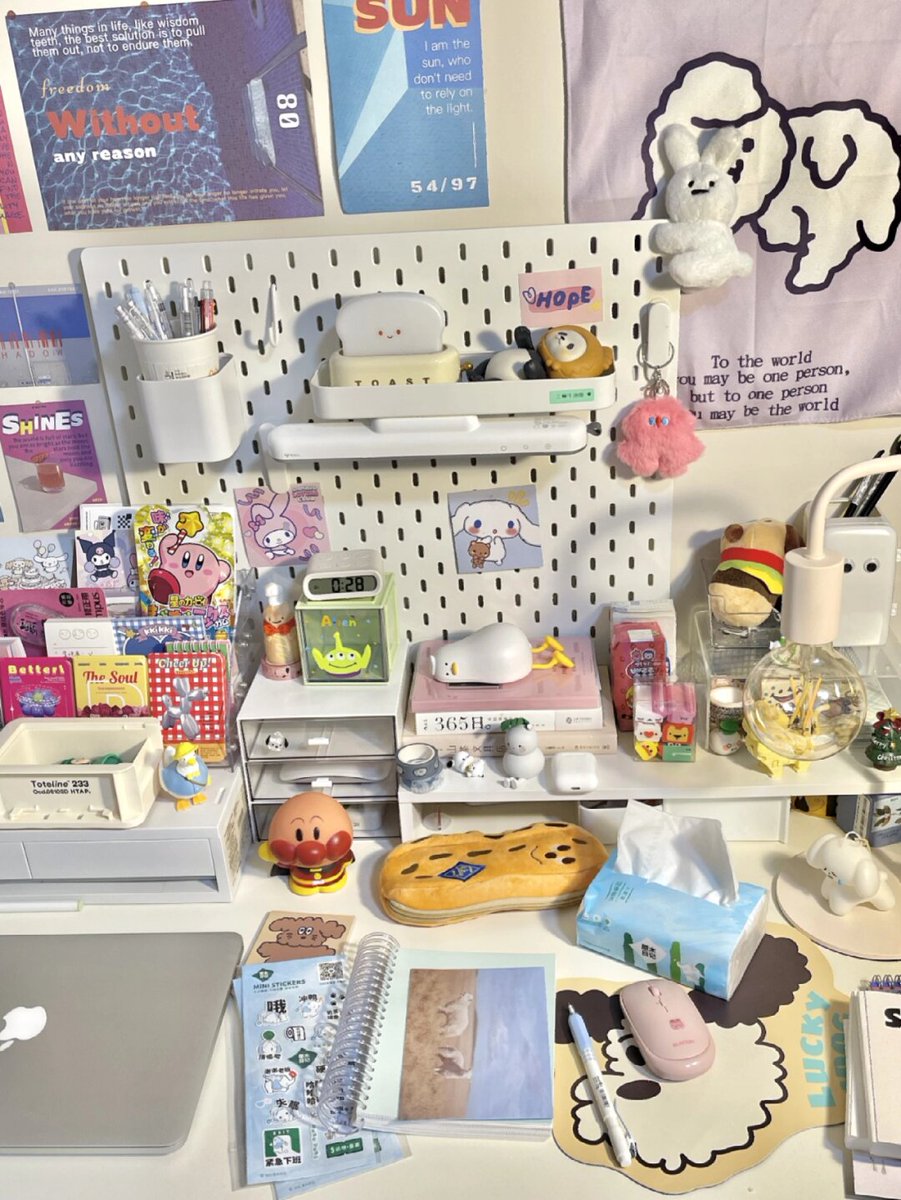 HGaurav_99's tweet photo. Got clutter from old belongings A quick 10-min sort u0026 donate today = more space + something good for others. Small steps = big win! https://t.co/8OBFzVuCtc