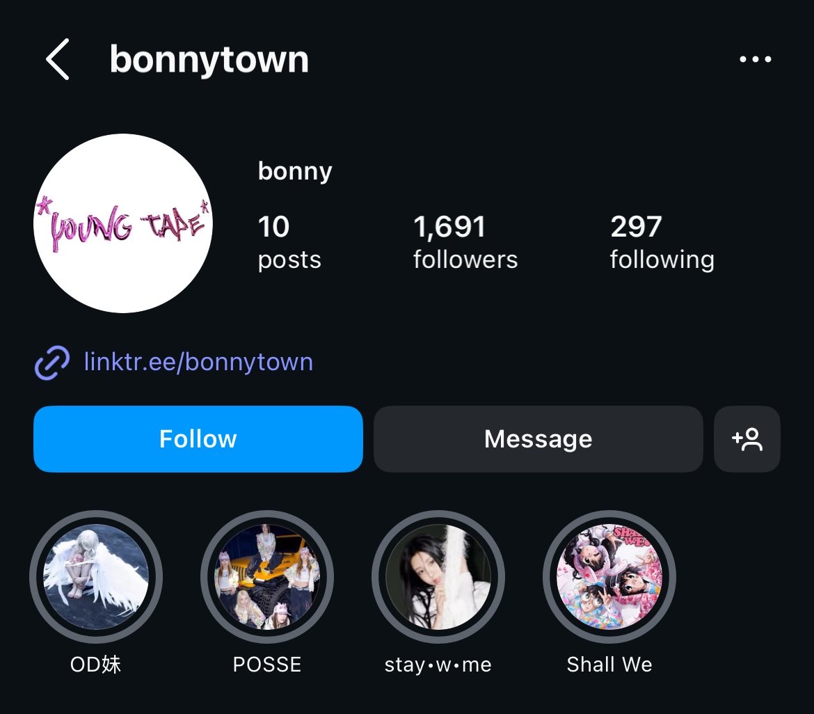 YoungPosseGBL's tweet photo. 🚨YOUNG TAPE PRODUCER??🚨

Bonnytown a producer that has produced one of Young posse’s free throws before Changed their profile picture to Young tape. And also visited beats ent on may 20th.

#영파씨 #YOUNGPOSSE https://t.co/Az2Xod59Gq