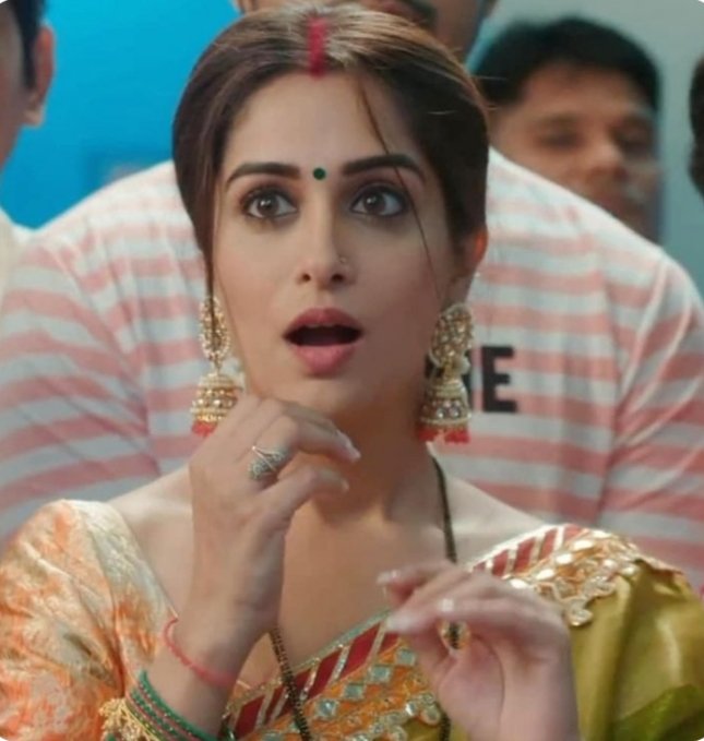 Ecstaticiam's tweet photo. Nimrit as Meher/Dipika as Sonakshi https://t.co/wxCmBvD6Ts