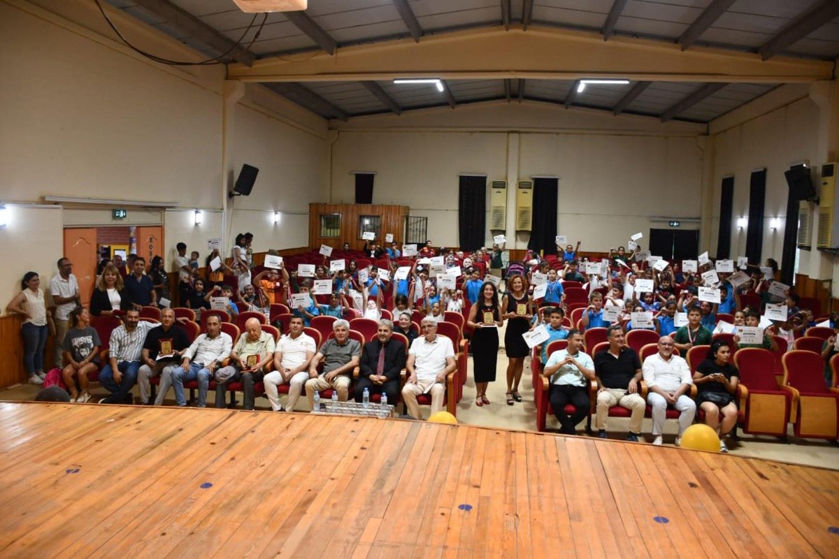 DidimMem's tweet photo. Müdürlüğümüz ve Didim Kent Konseyi işbirliğinde, Gazi İlkokulu ve Mahir Özgür Damar İlkokulunda uygulanan Kucaklaşma Zamanı: Oyunla Öğren, Aileyle Güçlen Projesi ödül töreni gerçekleştirildi.

Ayrıntılar: https://t.co/ffHdpZZ7kb

@tcmeb @Aydin_MEM @AydinMemArge @mu_caliskan https://t.co/dAxiHCrpvQ