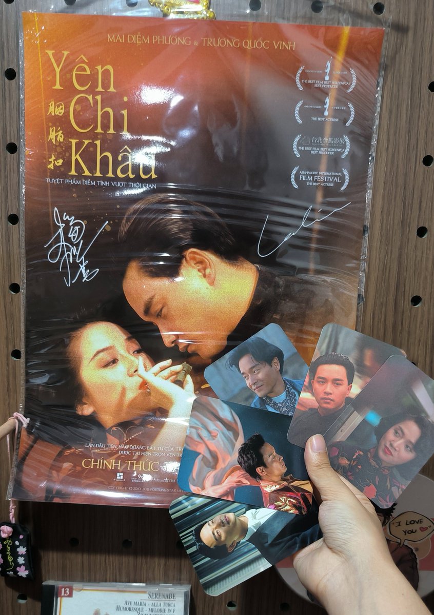 Nexturls's tweet photo. I won #rouge #lesliecheung #anitamui https://t.co/Yujl1VldWP