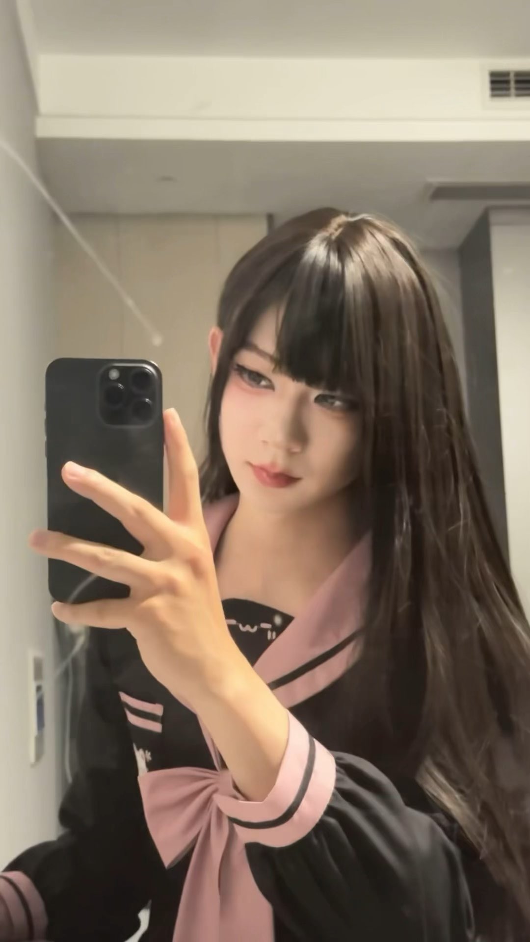 2 pic. 想踩脸 #女装大佬 #伪娘 #第四爱 #CDTS #男の娘 #四爱 #男娘 #反差 #伪娘s #女m https://t.co/pZdrofrpwA