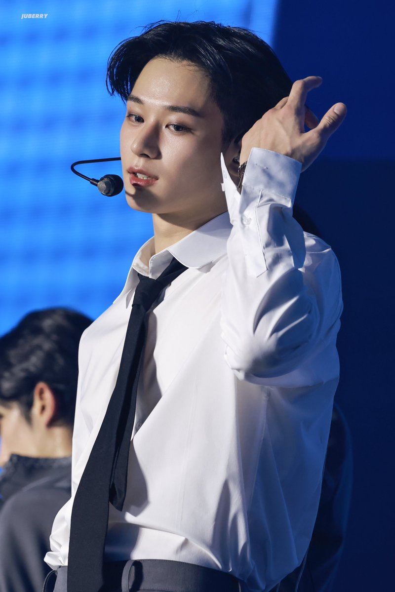 Juberry_115's tweet photo. 260425 인터젝션 👔
#주연 #JUYEON #더보이즈 #THEBOYZ https://t.co/n5YyvTjgdA