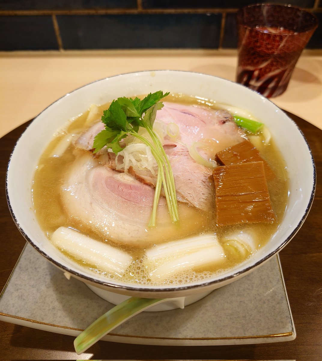 StraySheep_a9's tweet photo. 柴崎 手打麺祭 かめ囲 
手打中華蕎麦 白醬油
スタンプラリー6軒目
たまに食べるとやっぱりうまい
麺の風味とスープの相性が良く美味しかったです
#京王沿線グルメラリー
#ういラー https://t.co/zSVvnSDVyr