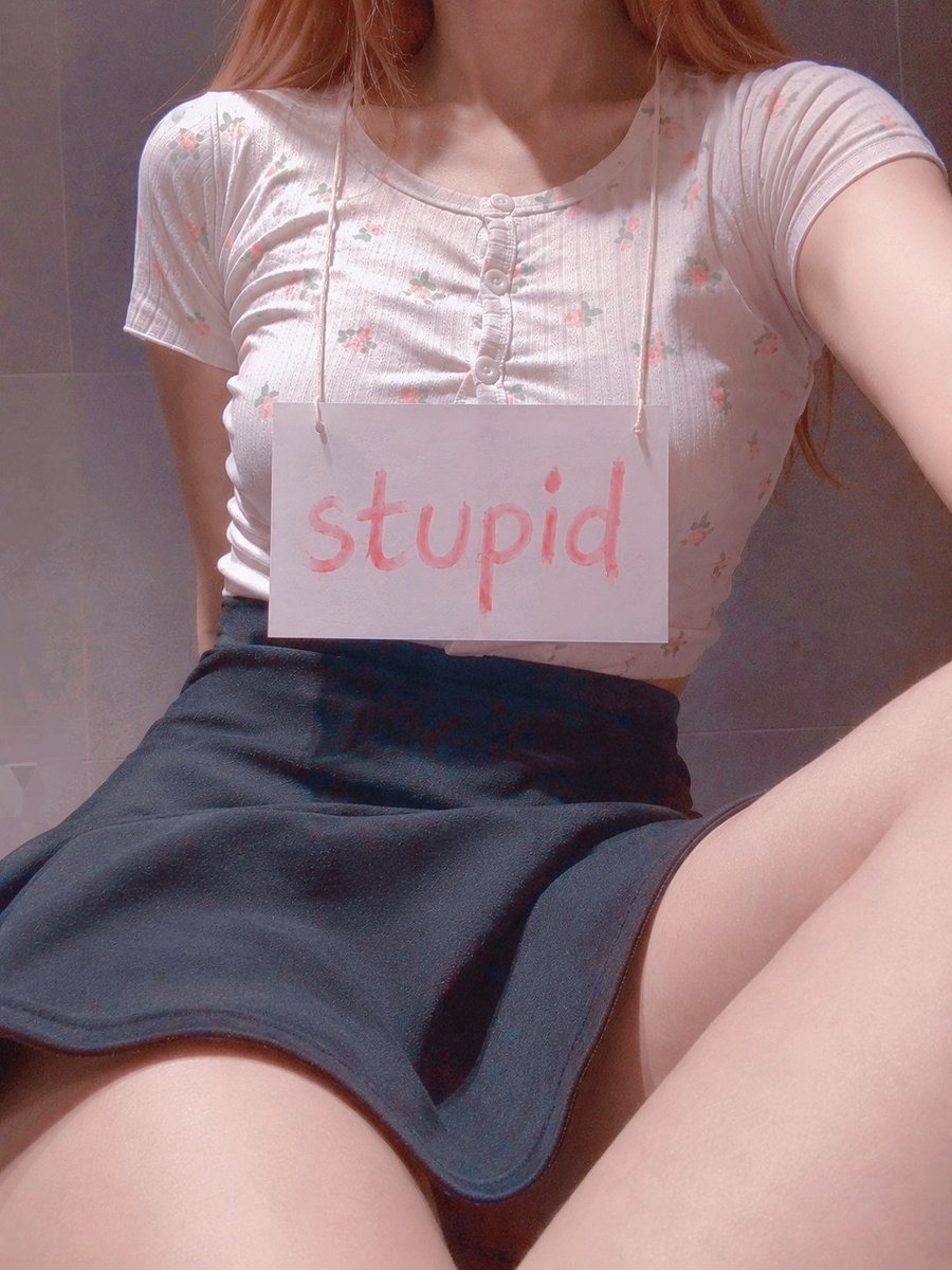 BelovedAnkh's tweet photo. 感觉真的很奇妙，被骂dumb和stupid超级色情...
中文里面好像就没有dumb bitch的对等词
喜欢明明自己很聪明，结果被当成什么都不懂，只能艾草羞辱的stupid cunt..
在羞辱之中被弄得越来越笨也很色x
#misogyny
#男尊女卑 https://t.co/6XN84BbnCw