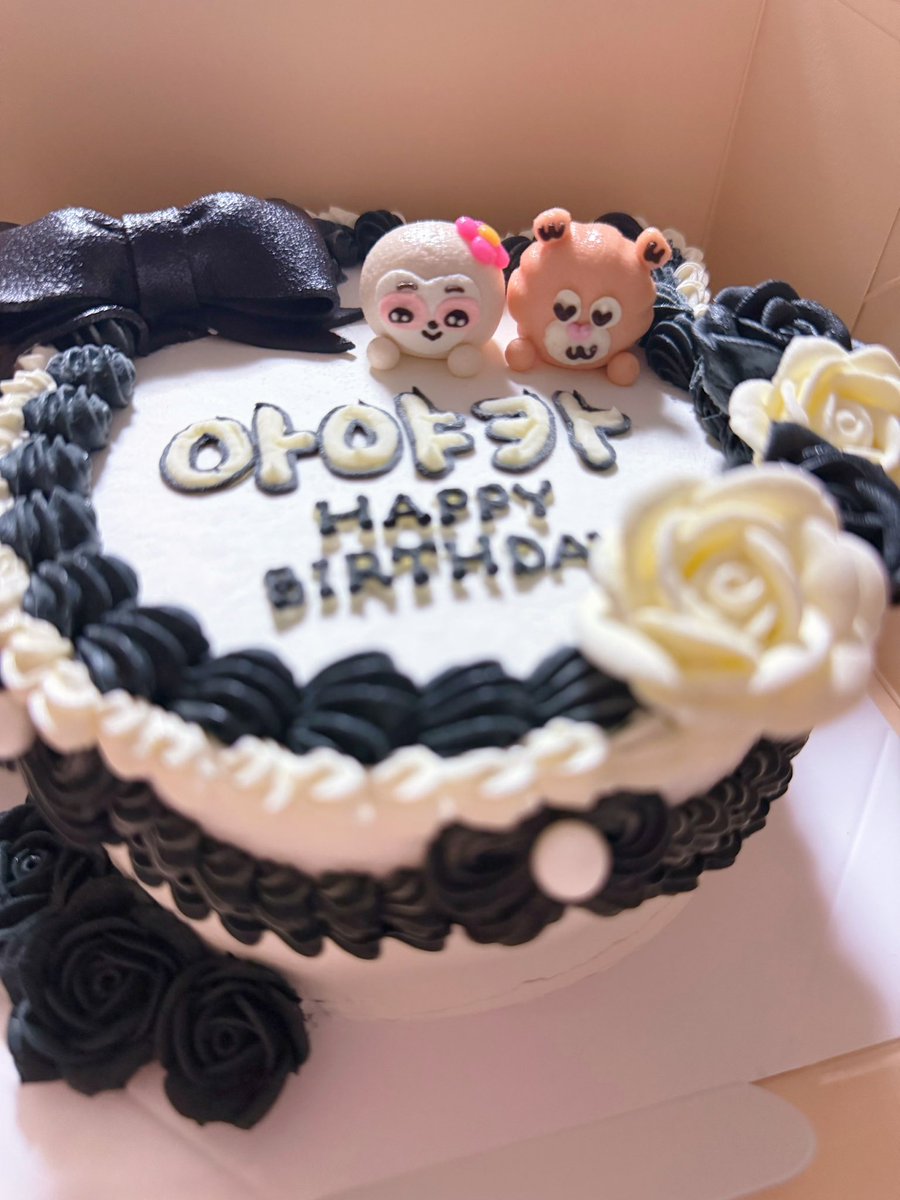 maya__ayaka's tweet photo. 𝜗𝜚 𓈒 ˖ ࣪ .˚⊹⁺‧┈┈┈┈┈┈‧⁺ ⊹˚. 𓈒 ˖ ࣪ 𝜗𝜚

                   ♡ ʜᴀᴘᴘʏ ʙɪʀᴛʜᴅᴀʏ ♡
                        ♡ ᴀʏᴀᴋᴀ ·͜·ᰔᩚ ♡

#HappyAYAKAday 
#23歳のアヤカとDREAM_WITH_ME 

𝜗𝜚 𓈒 ˖ ࣪ .˚⊹⁺‧┈┈┈┈┈┈‧⁺ ⊹˚. 𓈒 ˖ ࣪ 𝜗𝜚 https://t.co/7YnNlTZhHI