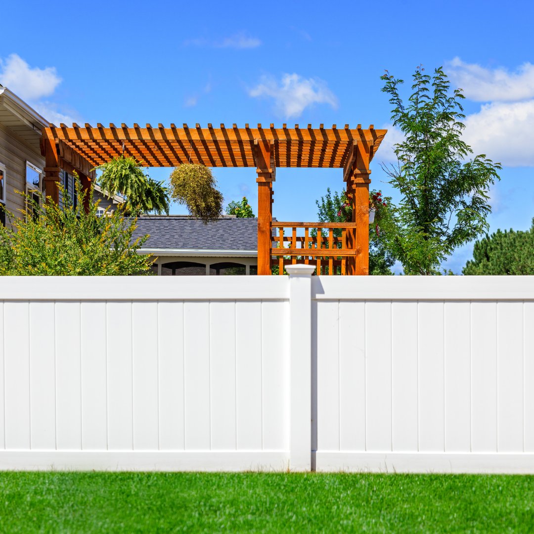 ReysPost_Fence's tweet photo. Upgrade your curb appeal and security with expert fence installation and repair. 
#ReysPostAndFence #Fence #Post #FencePost #LightPost  #Followback #NewFence #Poles #Pole #SanAntonio #TX #SanAntonioTX #ReysFences #NewFences https://t.co/cT3lPHzPp9