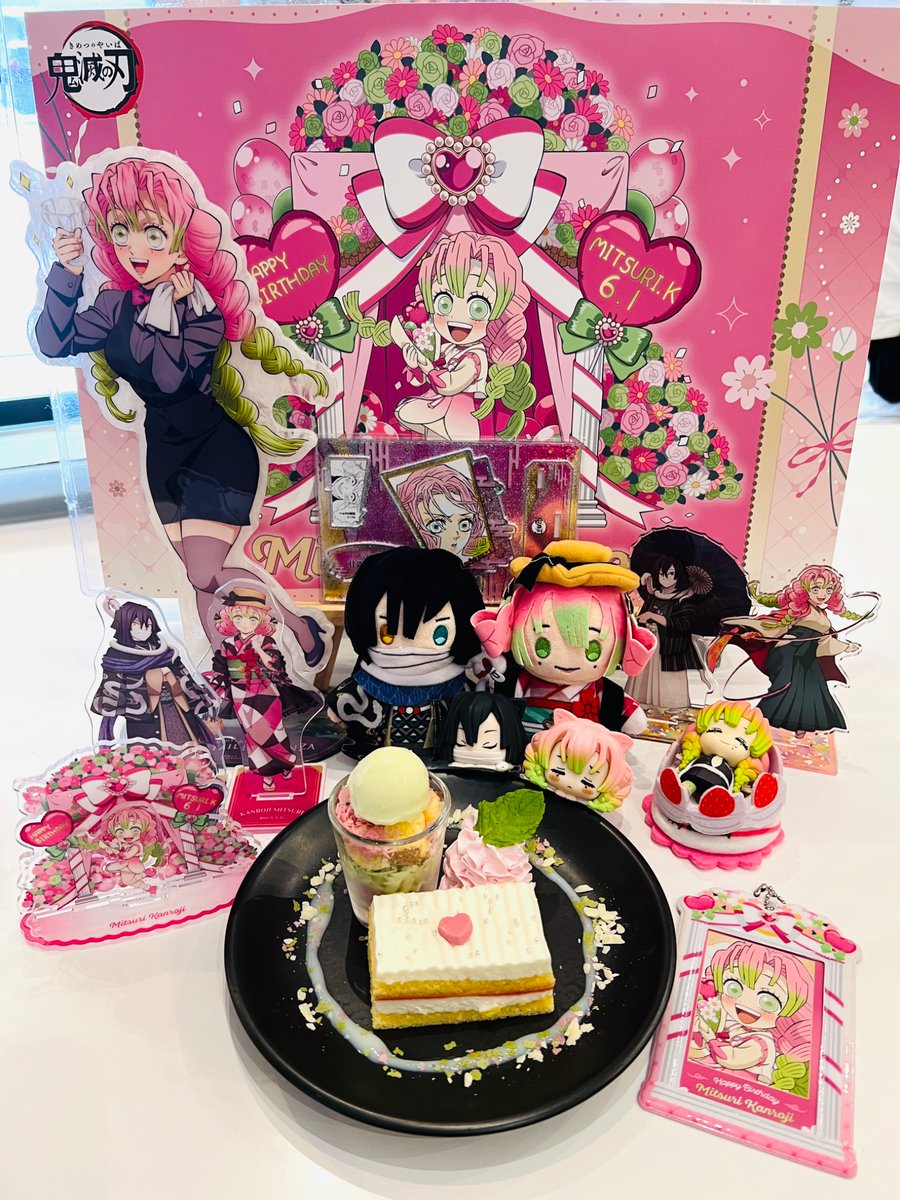 lovespring39's tweet photo. 🐍さんと🍡ちゃんのお祝い🥰🎂
おめでとう😆🎉 https://t.co/7CCCWByg8g
