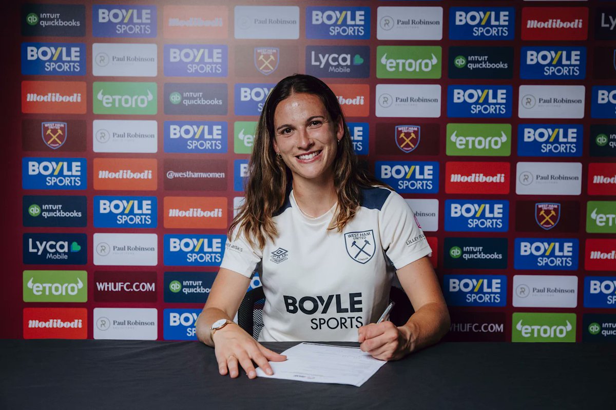 awfcdirect's tweet photo. 🏴󠁧󠁢󠁥󠁮󠁧󠁿 West Ham United has announced the signing of Laia Codina on a three-year deal.

Good luck in this next chapter, Laia.

📸: West Ham United https://t.co/DywhTFjMil