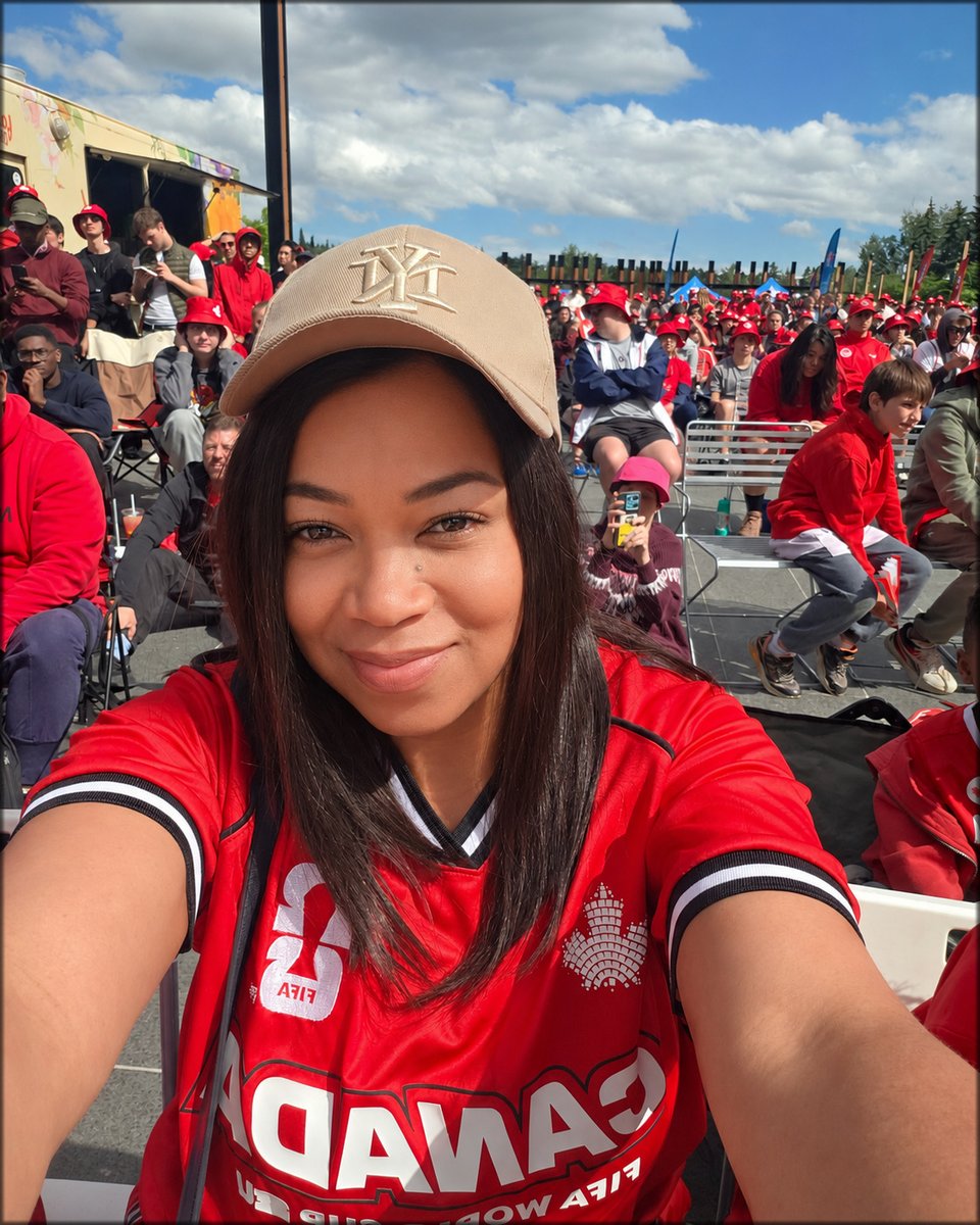 Extensionista1's tweet photo. Went to a soccer watch party with my kids yesterday and it was SO much fun! ⚽️🇨🇦

Canada vs. Qatar, and Canada won 6-0! 🙌🏾🔥

Next week, we’re watching another game at the movie theatre with other soccer lovers. This FIFA World Cup has been such a fun experience! 🇨🇦❤️ https://t.co/CD6QfYlC6S