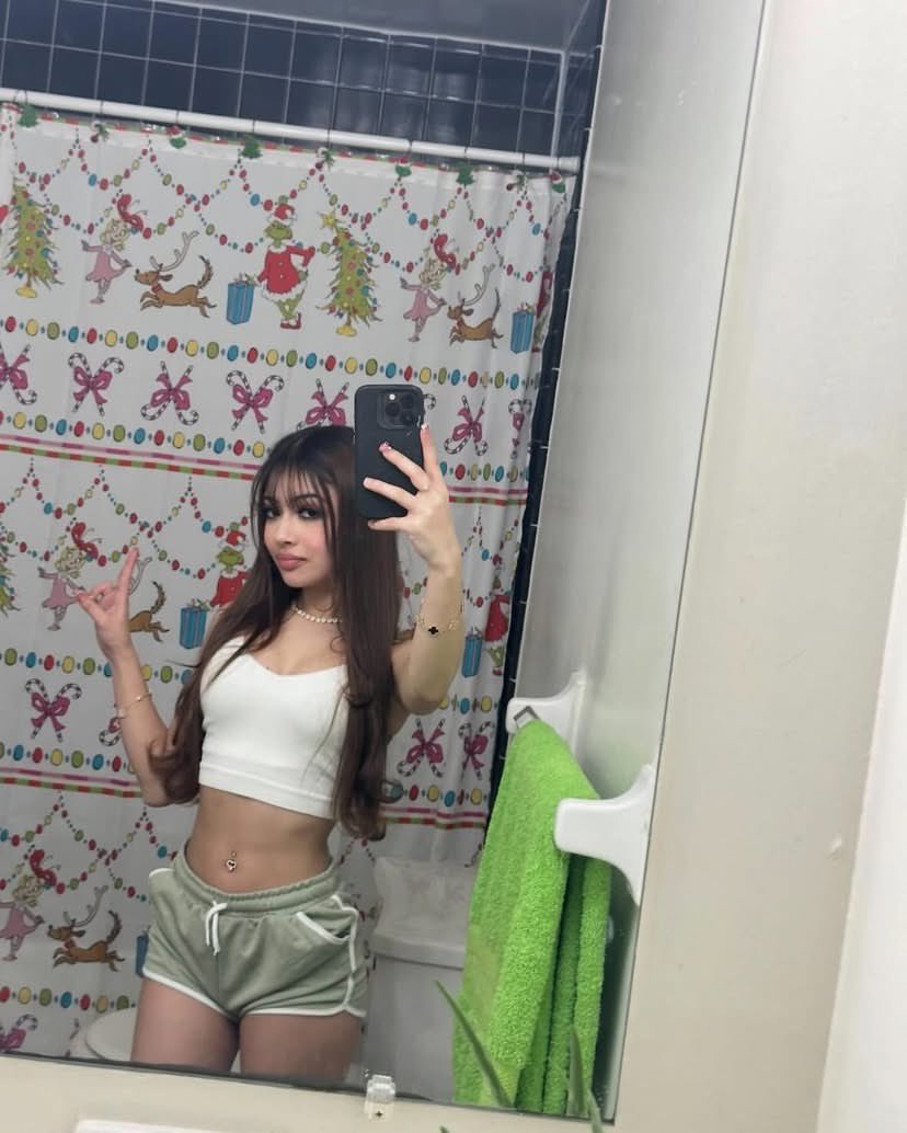 nelygodd's tweet photo. Every click on my Throne feeds my ego. Keep going.
#Findom #superiority #forcedintox #walletcontrol #bratty #relapse #humiliation #cashcow #gfe #bitcoin #princess #painplay #cbt https://t.co/TMCxPp3SP5