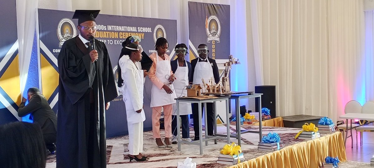 IGISABOTELEVIS1's tweet photo. Muri Mary 1000S  International School, Ishuri ntangarugero Mpuzamahanga riherereye muri @gahanga_sector basoje Umwaka neza wa 2025-2026 basangira n'ababyeyi, abayobozi n'Abarezi babo banerekana Impano zibarimo @CyprienRwabigwi @Rwanda_Edu @REBRwanda @KicukiroDistr @ArchKigali https://t.co/u9CpfPLVRZ