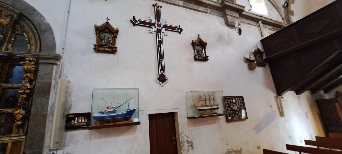 ClontarfTimes1's tweet photo. Arriving at the Virxe da Barca sanctuary, (the Sanctuary of Our Lady of A Barca), home to the souls of lost sailors and fishermen off Galicia's Costa da Morte...
Badly damaged by a lightening strike in 2013...
#Galicia #NotClontarf https://t.co/4tt788zNlP