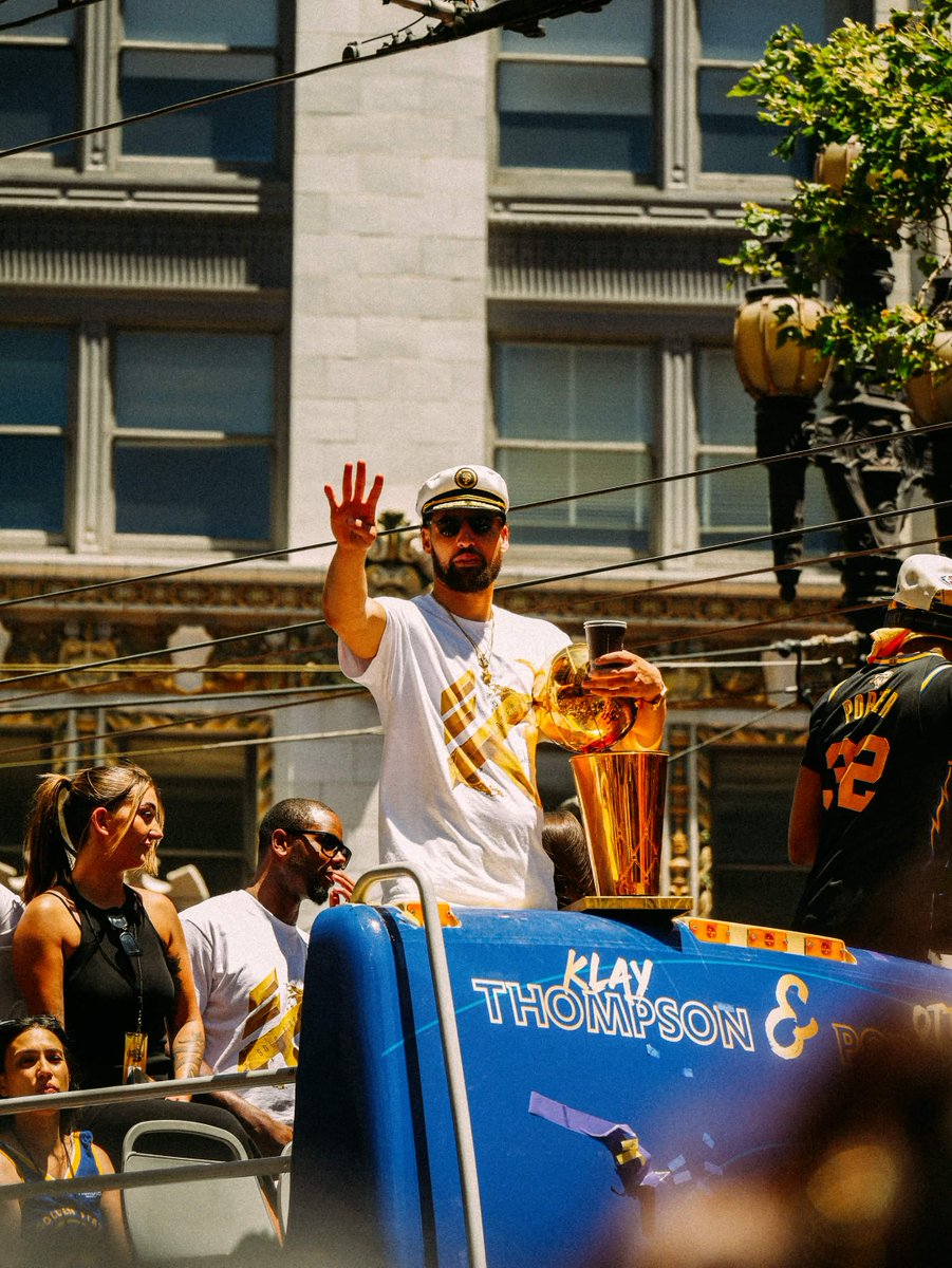 davidrthls's tweet photo. @NBAMemes captain! https://t.co/yyQL5BdwEN