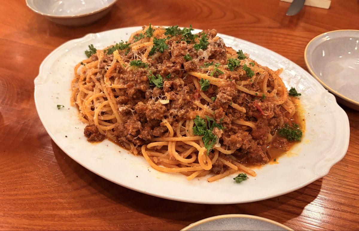 pochipeace's tweet photo. たんぬさんキッチン✨
美味しいし楽しいし最高空間すぎた！
美女の手料理食べられるとか神か！！！！？
ほんとに美味しすぎて体感秒で
お皿空になってた…😳❤️ https://t.co/JRR18YgUOy