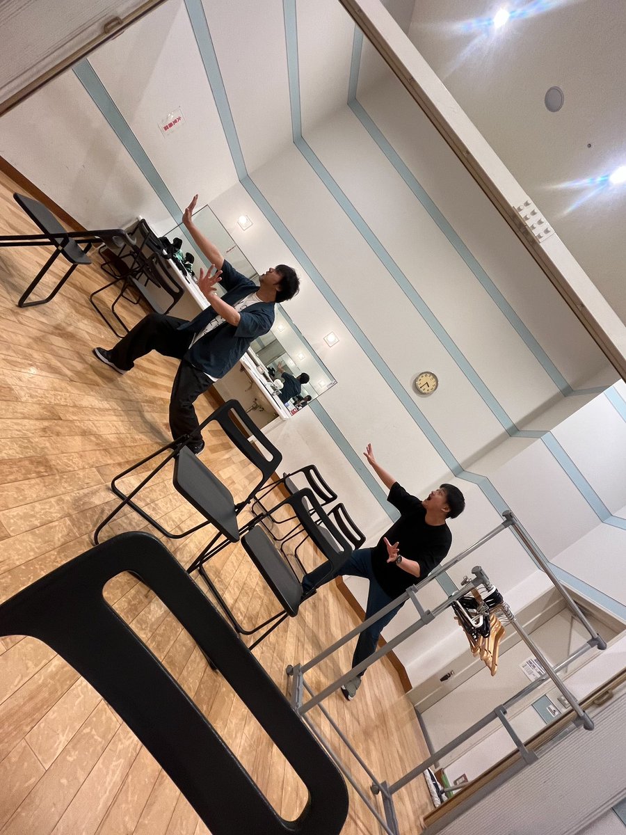 krs10ysak's tweet photo. 【#BIGMOUTH2】
写真撮れました。
今日も稽古。

確かに新鮮です。
今日は笑いが堪えきれなかった…

楽しかったなぁ。

この空気感をお見せ出来ればと
是非

https://t.co/dvh09NxVXe https://t.co/TEWXMpp7VN