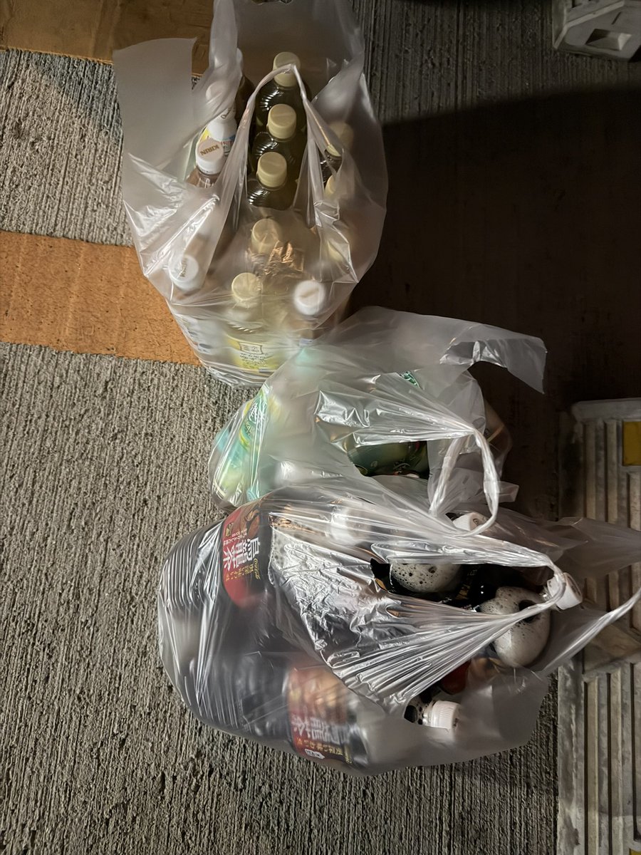 hyou_sp's tweet photo. 久しぶりにクレゲやった
しばらく飲み物に困らない https://t.co/Qdtbc1kwWy