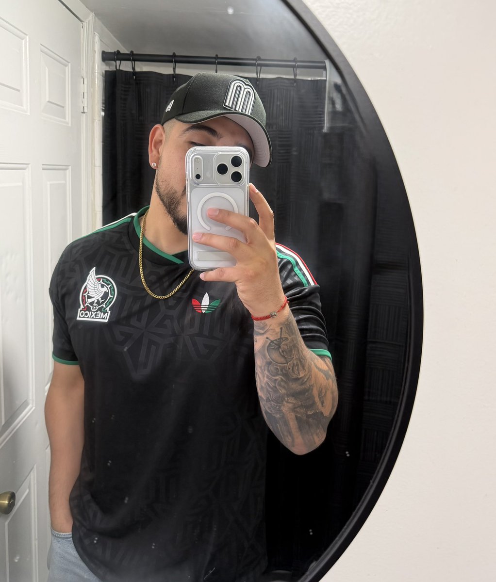 MrStealY0Tacos's tweet photo. 🇲🇽 https://t.co/un9n3hIm8S