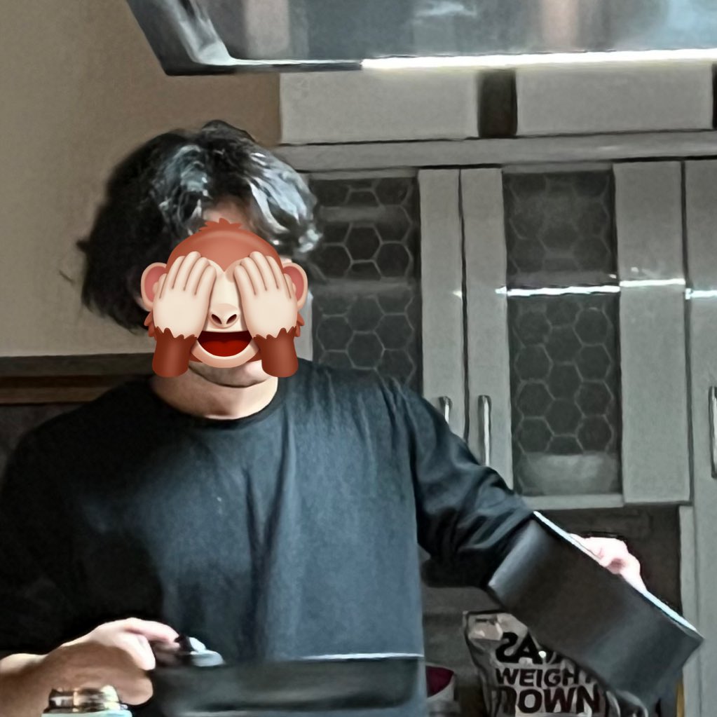 opaopal01's tweet photo. 辛いの食べたい！と言ったら
いいよ！作ってあげる！良い旦那捕まえたな！！と
この時間からラーメン作ってくれるwww

だから痩せないんだ！！！笑 https://t.co/1Y1TPV8gbV