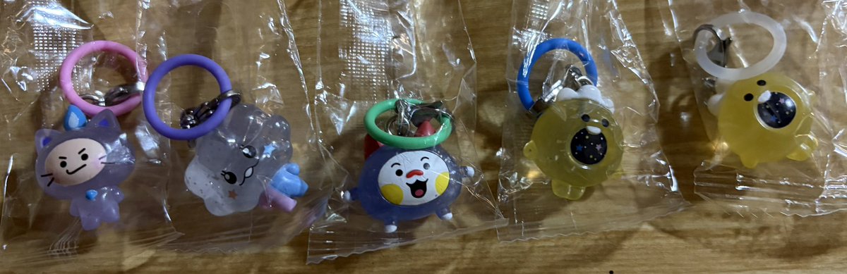 runrunruna06's tweet photo. TREASURE  グッズ  交換  買取

譲 : 写真のもの

求 : ジフン or ヨシ ＞ 買取

8/1・2 IGアリーナ手渡し＞郵送 で交換になります！

お気軽にお声掛けください‼️ https://t.co/tydJp8Whs9