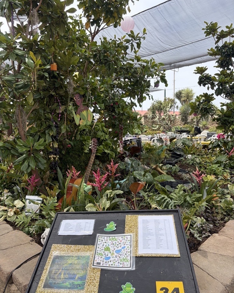 WM_SoCal's tweet photo. 🌿 Plant &amp; garden lovers—this one’s for you! We donated mulch to the SDCounty Fair Garden Expo and awarded the local Boy Scouts for their creative, sustainability-focused garden demo. 🌱

Don’t forget: mulch helps conserve water! 💧
#WMSoCal #Mulch #Compost #SanDiego #CountyFair https://t.co/xbzQ7miJlV