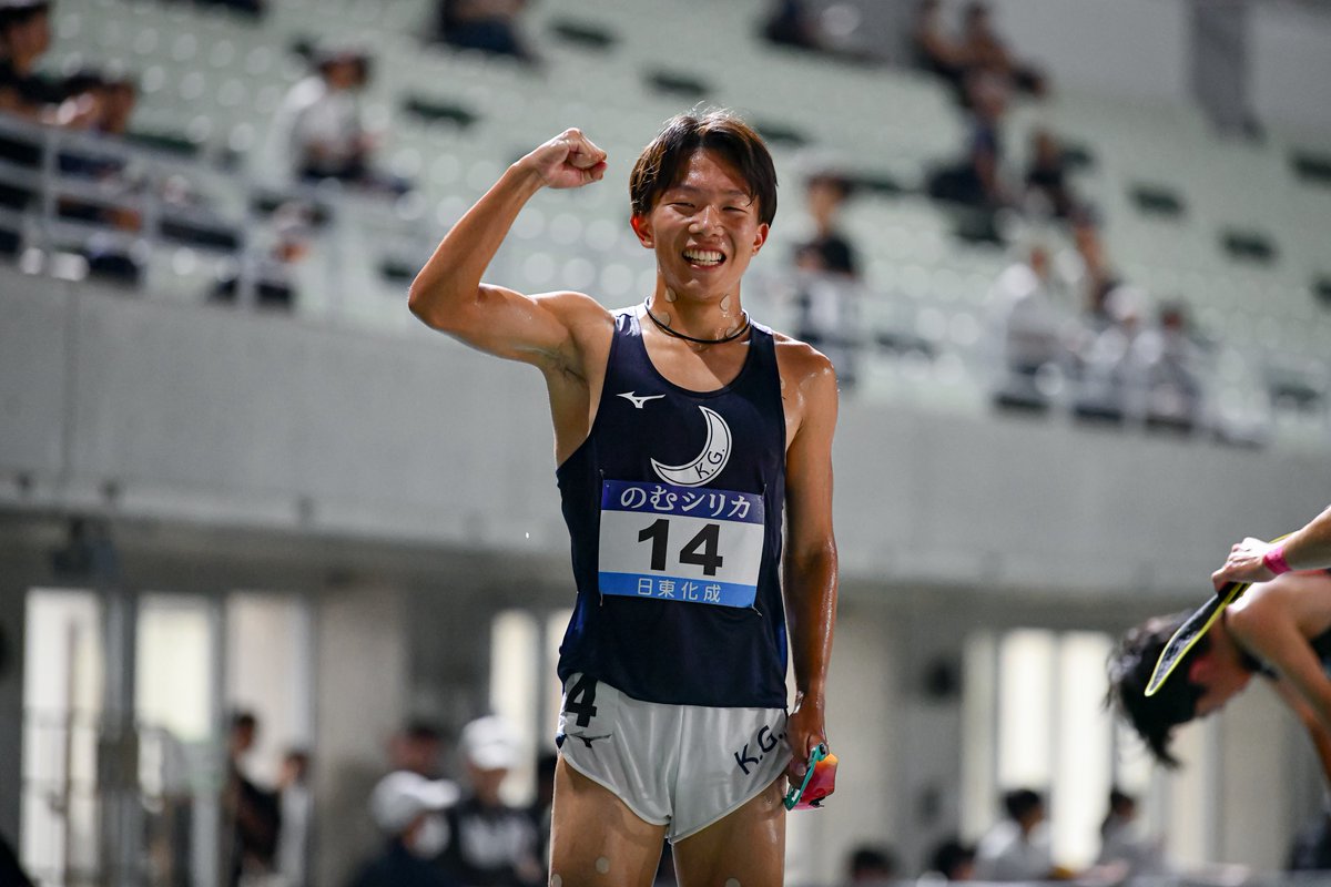miyachan227's tweet photo. #79西日本IC #西日本インカレ 
男子10000m決勝
🥇嘉味本謙信 選手（関西学院大）30:35.02
🥈兵藤颯太 選手（鹿屋体育大）30:43.24
🥉中山柊太 選手（立命館大）30:44.91 https://t.co/gcyFWLOI5g