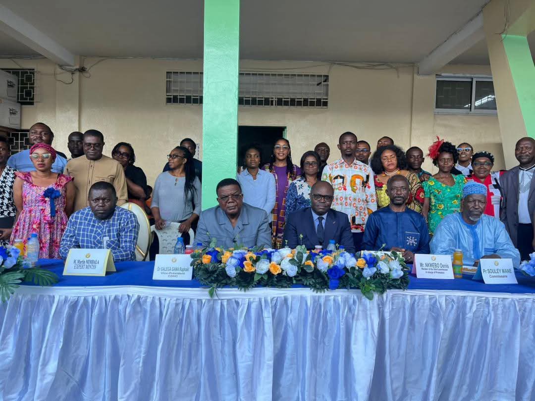 chrc_cdhc's tweet photo. 140e édition de la Journée internationale du Travail : le personnel de la CDHC édifié sur le dialogue social et le travail décent, Yaoundé, le 30 avril 2026
Lire... https://t.co/ViHcOBhtUN
#CHRC
#CDHC
#1523 https://t.co/VwKj5tDQHJ