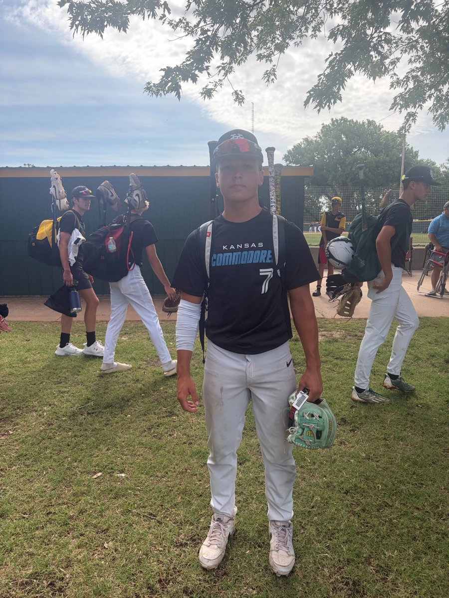 FiveToolMidwest's tweet photo. F: Commodores 3,
Wichita Falcons 3
PoG: @CadenStauffer 2-3, 2 RBI https://t.co/F0zZKotlST